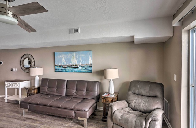 Middle Bass Condo w/ Balcony, Lake Erie Views