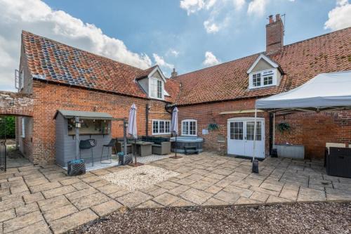 Middle Farmhouse