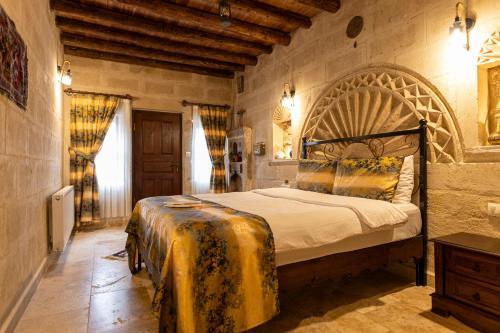 Midland Cave Suites