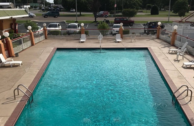 Milan Inn & Suites