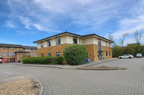 Milburn Retreat