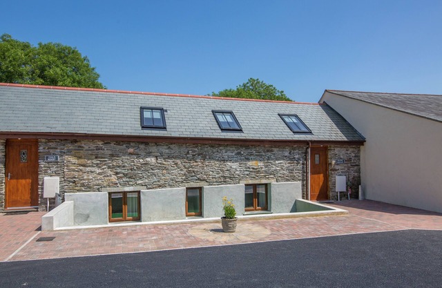 Hendra Retreat (Salle de traite), Animaux admis, moderne, près de Tintagel & Port Isaac