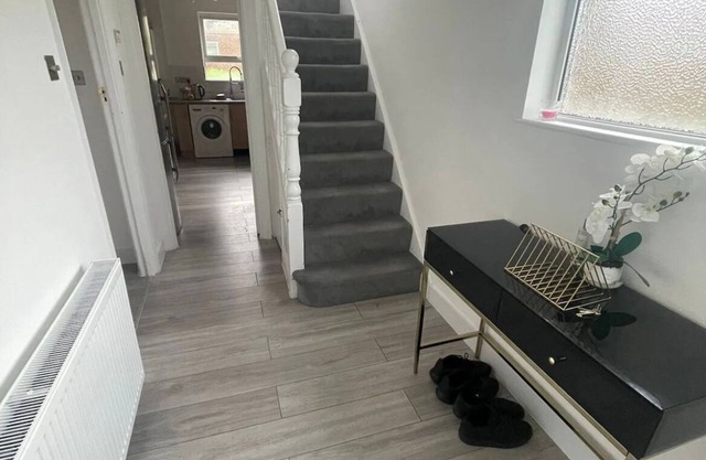 Mill Hill 3 bed house
