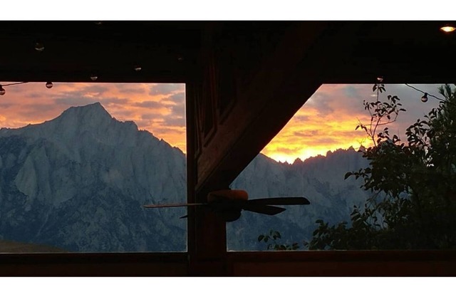 ***Million Dollar Views and Indoor Pool!