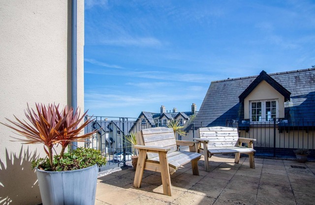 Minarvon - 2 Bedroom Apartment - Saundersfoot