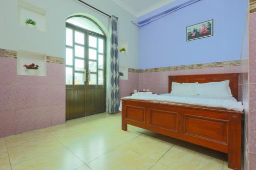 Minh Hồng Hotel