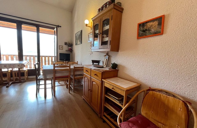 Mini T2 Duplex avec balcon à Barcelonnette, 1 km centre, idéal pour 4 pers., Animaux interdits