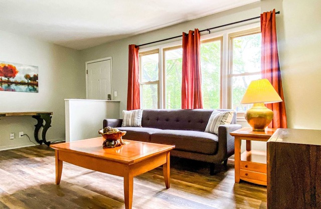 Cherokee Hills Hideaway- Mins to Alabama A&M
