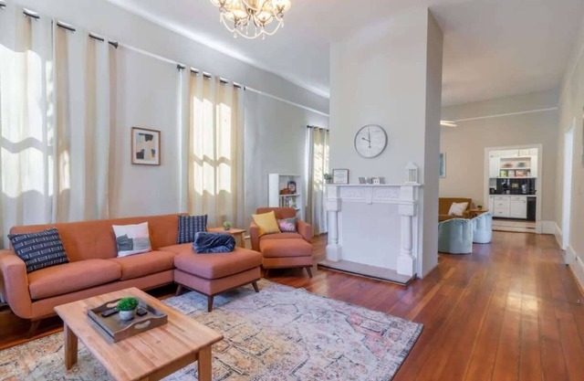 Mins to Riverwalk & Downtown - Mighty Mildred
