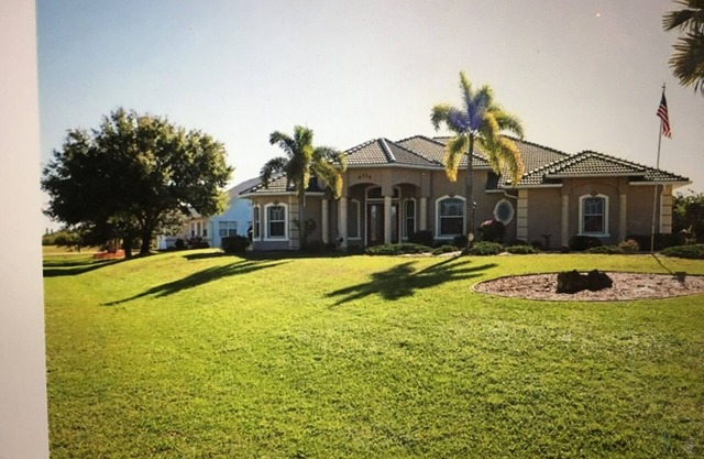 Villa toscane est à quelques minutes de Boca Grande, Punta Gorda, Golf, Plages, shopping