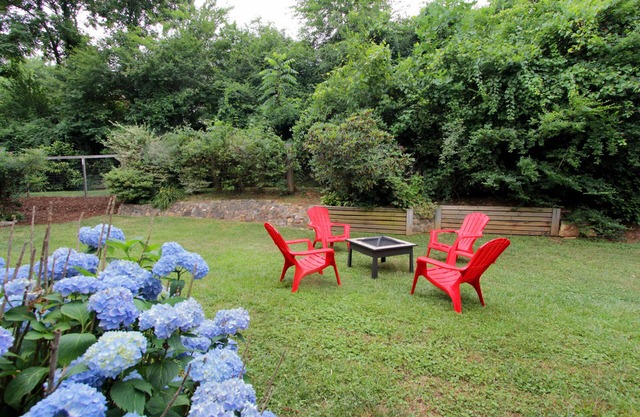 Minutes to DT & the Outdoors w/ flat, fenced backyard perfect for the pups!