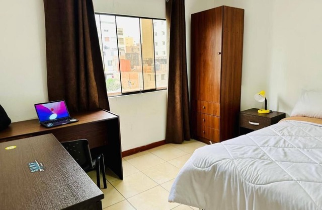 Miraflores Rooms and Suites