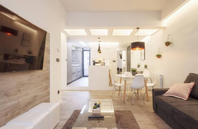 Mirasol apartament en Bilbao la vieja by Urban Hosts