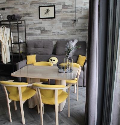 Mirodil House