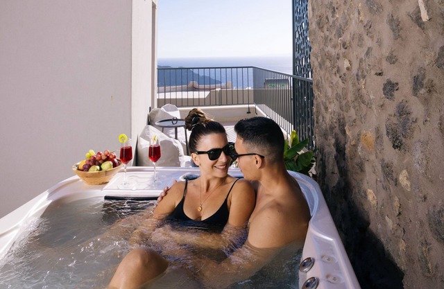 Mirthea Suites