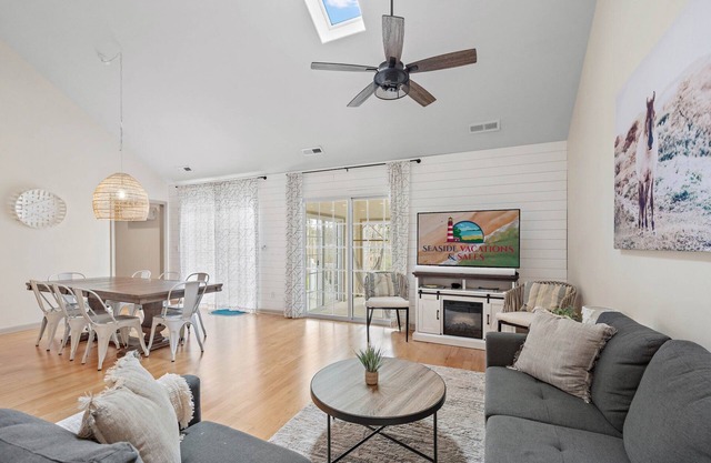 Misty Breeze - Welcome to your dream Chincoteague Vacation!