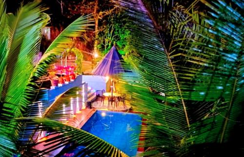 Misty pool villa