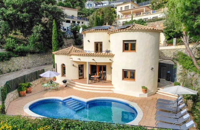 MM156: Maison avec piscine privée à Sa Riera, Begur