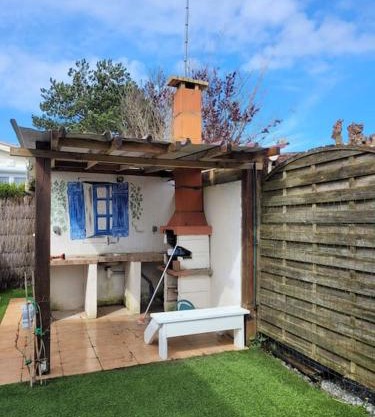 Mobile home à 200m de la mer dans camping familial avec piscine, jeux et activités