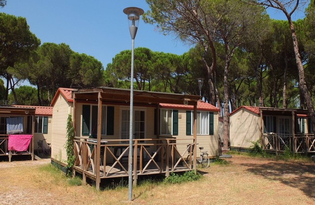 Chalet indépendant dans pinède,proche Adriatique