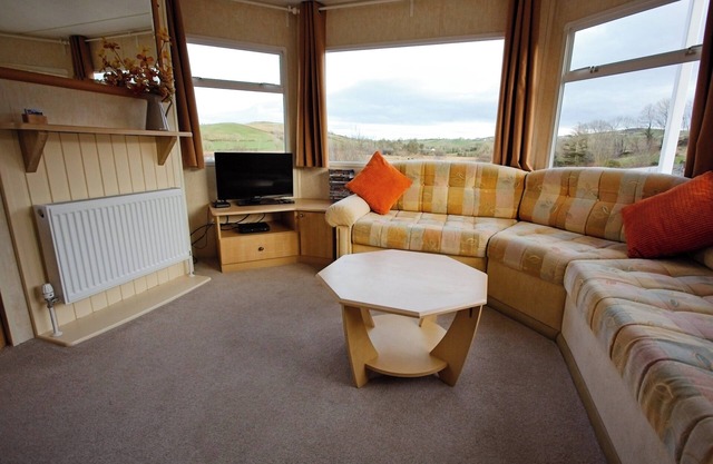 Comfortable Mobile Home in the Countryside