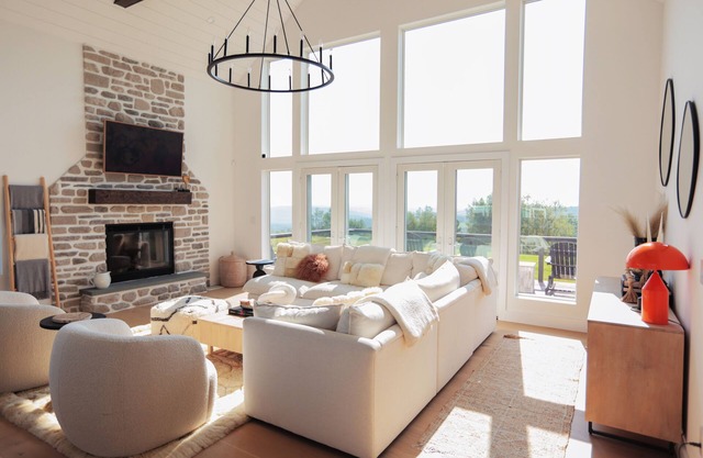Mod Retreat with Hot Tub and Pool in Callicoon