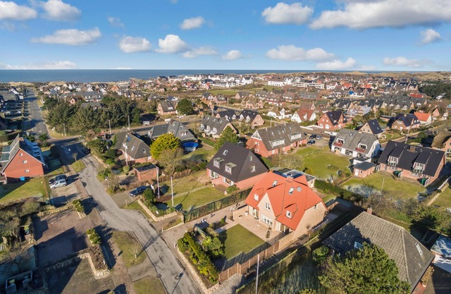 Modernes Ferienhaus in Bester Lage in Wenningstedt