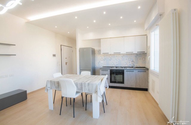 Modène, Italie, tour Ghiraldina. Logement entier: Appartement élégant