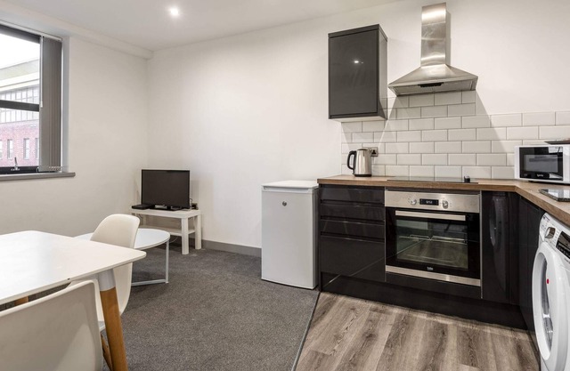 Modern 1 Bedroom Apartment in Barnsley