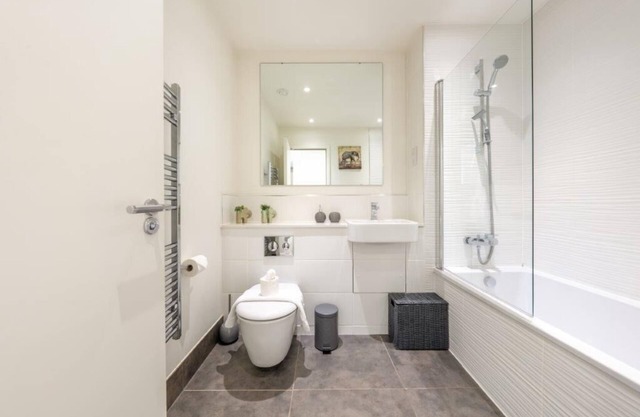 Bedford Platform-Appartement-Salle de bain privée séparée