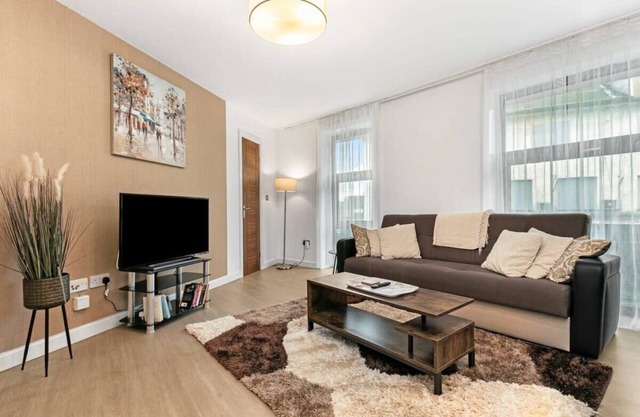 Modern 1 Bedroom Apartment in Woking Town Centre