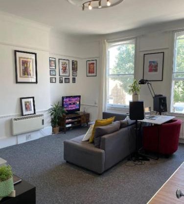 Modern 1 bedroom flat in Hackney