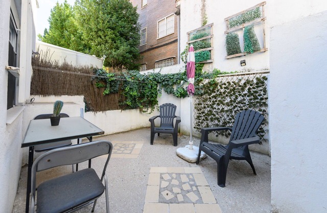 Appartement moderne d'une chambre avec terrasse pour se détendre à Madrid