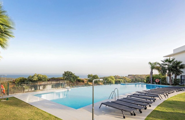 Modern 2 bed ground floor apartment Finca Cortesin