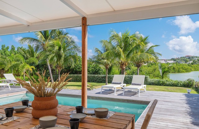 Villa moderne 2 chambres, piscine privée chauffée, conviviale et familiale