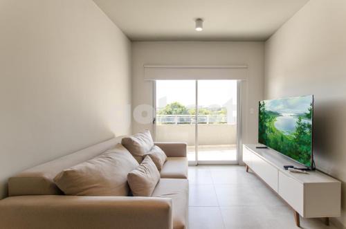Modern 2 Bedroom Apt In Mburicao Neighborhood