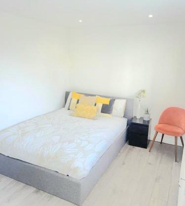 Modern 2 Bedroom Flat With Garden LONDON