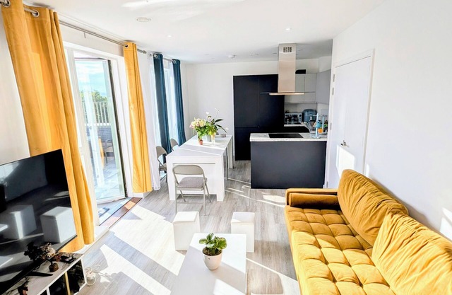 Modern 2 Bedroom penthouse appartment with stunning views in Stockwell / Brixton