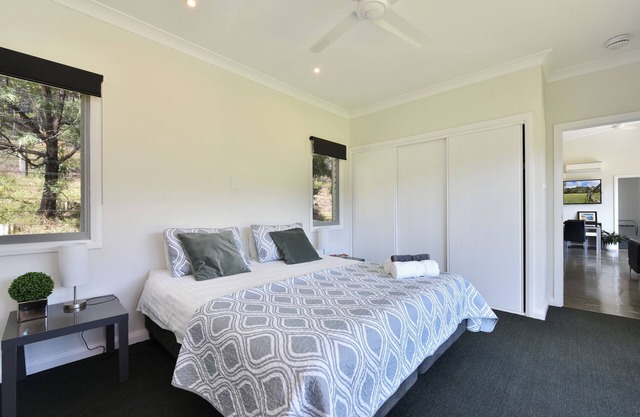 Modern 2 bedroom villa. Sleeps 4. Stunning 200 acre property. Pet Friendly!