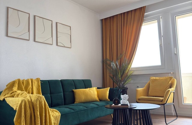 Modern 2-room-apartment, central, stylish, WLAN, parking lot, ideal for 3 pers.