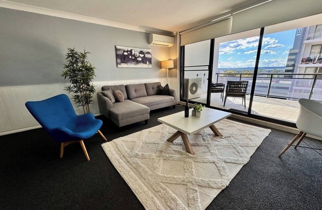 Modern 2Bdr Apt 7mins to Paramatta Train Station