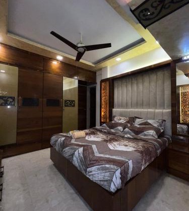 Modern 2bhk in main Lokhandwala