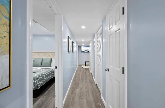 Modern 2BR/1BA Near NYC & EWR – Prime Location!