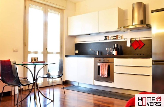 modern 3 bedrms apt close to talamanca beach & ibiza old town!