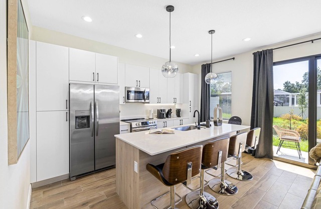 Modern 3-Bedroom Tampa Retreat