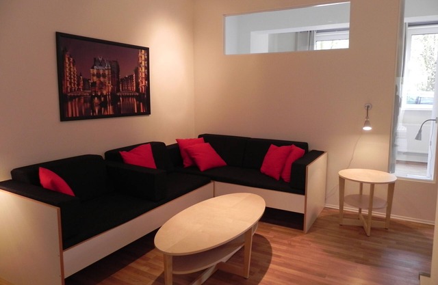 Appartement moderne de 4,5 chambres pour 10 personnes, Internet sans fil inclus