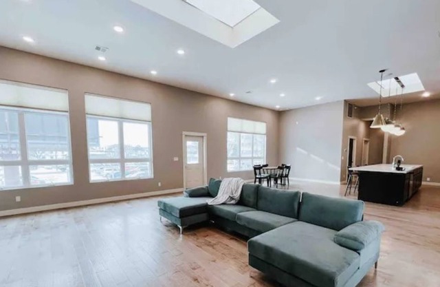 Modern 4-Bedroom Condo in Downtown Fargo!