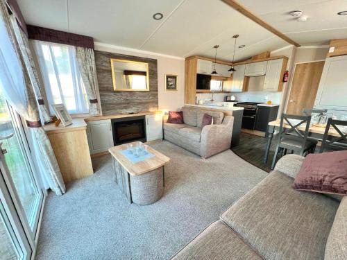 Modern 8 Berth Caravan With Decking At Naze Marine Park, Ref 17006Tw