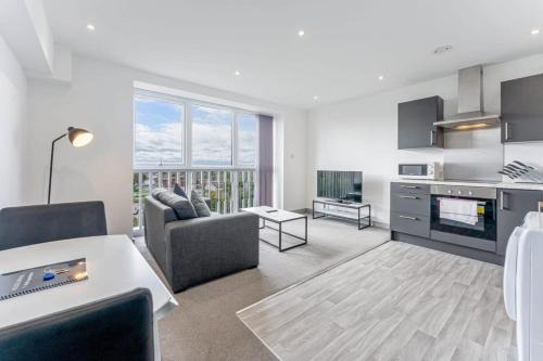 Modern and Bright 1 Bed Apartment in Dudley