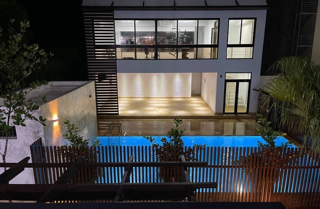 Modern and cozy